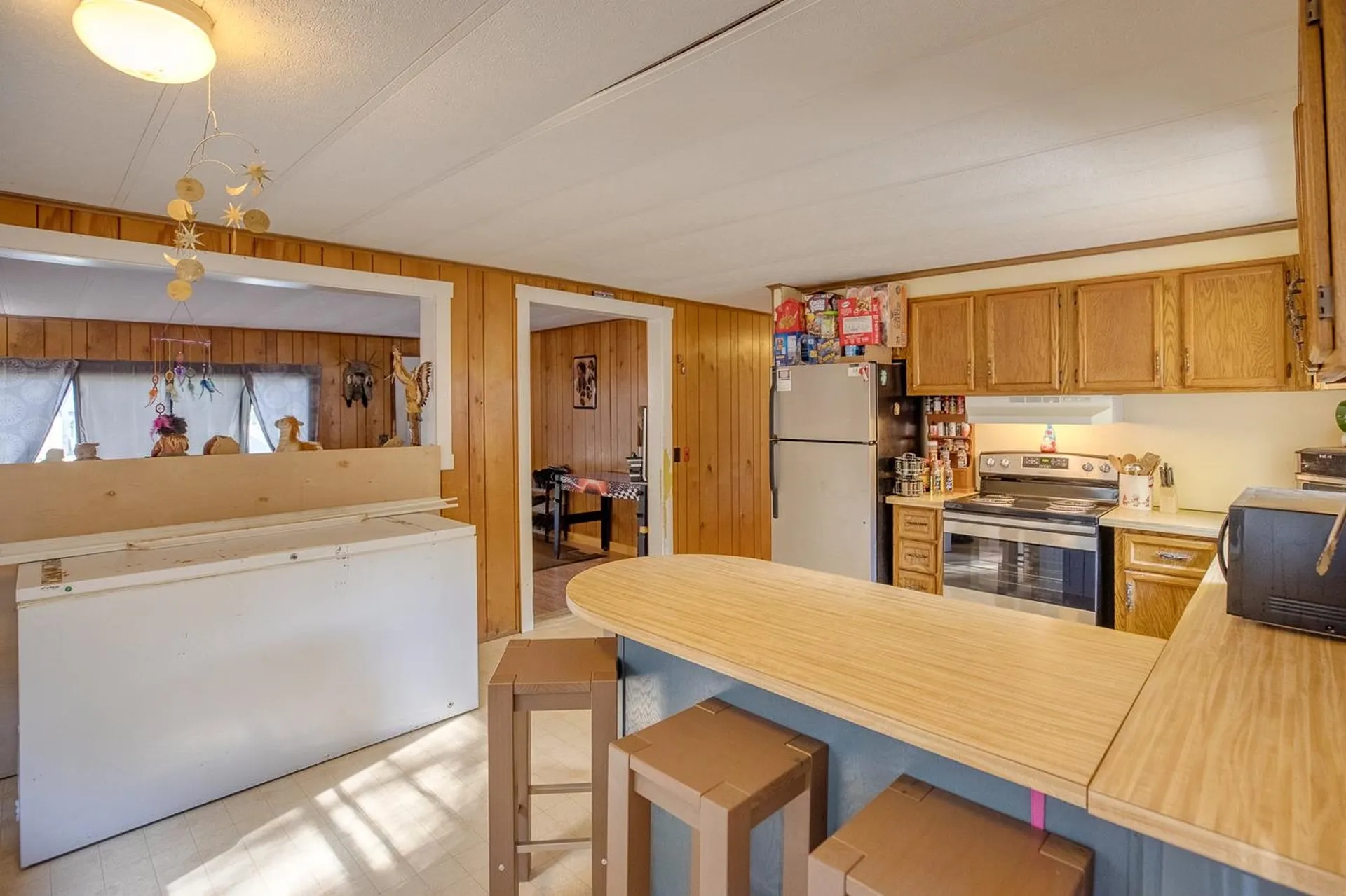 24 Robbins Nest Road Thornton NH 03285
