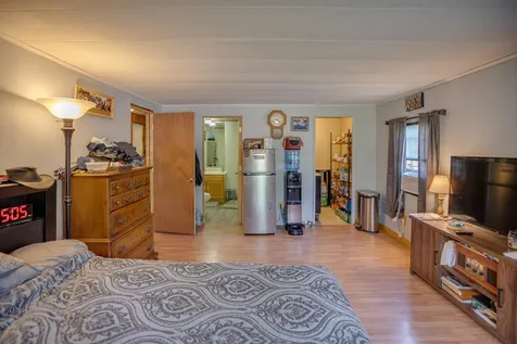24 Robbins Nest Road Thornton NH 03285