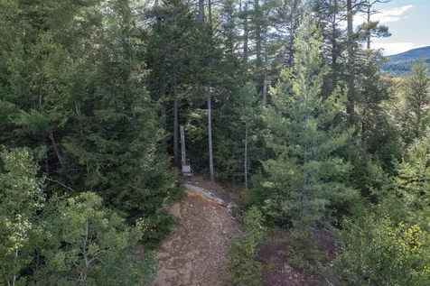 24 Robbins Nest Road Thornton NH 03285