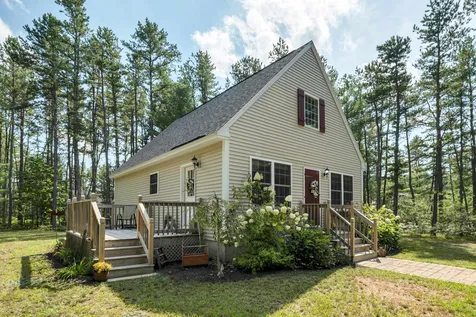 439 Silver Pine Lane Tamworth NH 03886