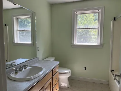 109 Church Street Barrington NH 03825