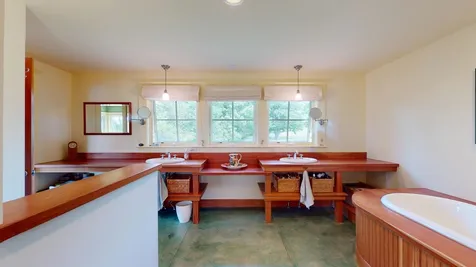777 Hallock Road New Haven VT 05491