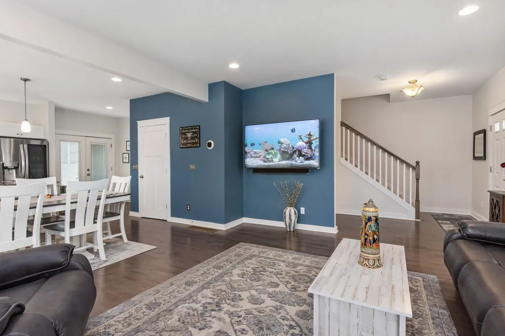 123 Fillmore Boulevard Rochester NH 03867