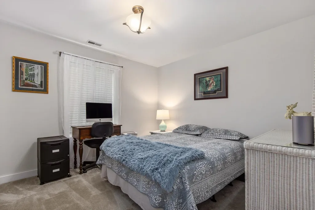123 Fillmore Boulevard Rochester NH 03867