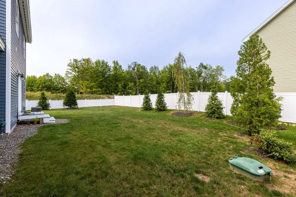 123 Fillmore Boulevard Rochester NH 03867