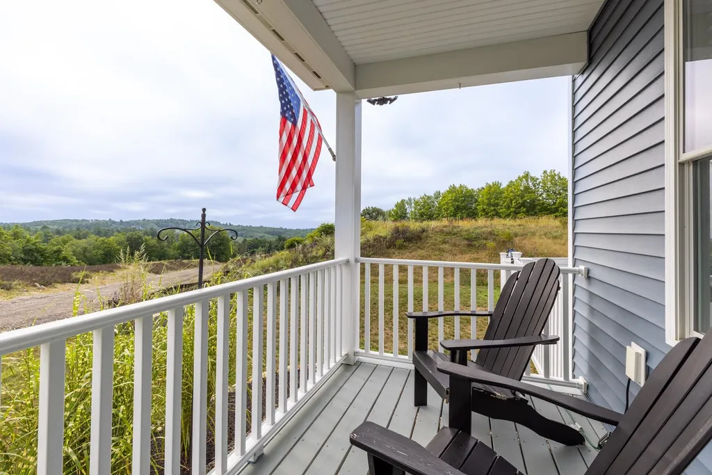 123 Fillmore Boulevard Rochester NH 03867