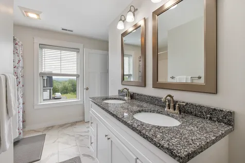 123 Fillmore Boulevard Rochester NH 03867
