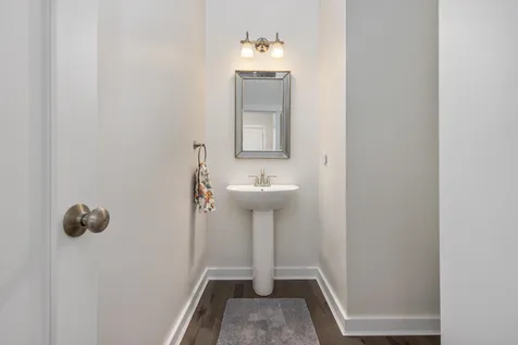 123 Fillmore Boulevard Rochester NH 03867