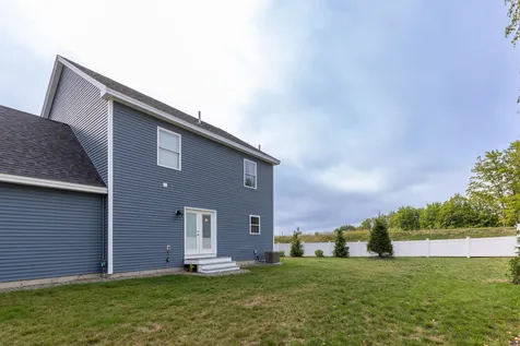 123 Fillmore Boulevard Rochester NH 03867