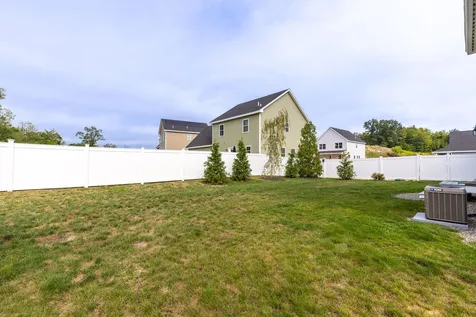 123 Fillmore Boulevard Rochester NH 03867