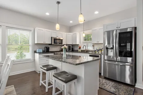 123 Fillmore Boulevard Rochester NH 03867