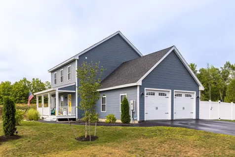 123 Fillmore Boulevard Rochester NH 03867