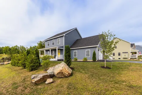 123 Fillmore Boulevard Rochester NH 03867