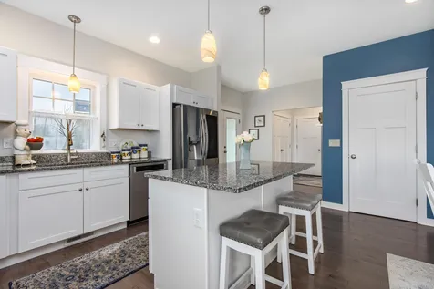 123 Fillmore Boulevard Rochester NH 03867