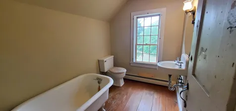 1222 Gov Meldrim Thomson Scenic Highway Orford NH 03777