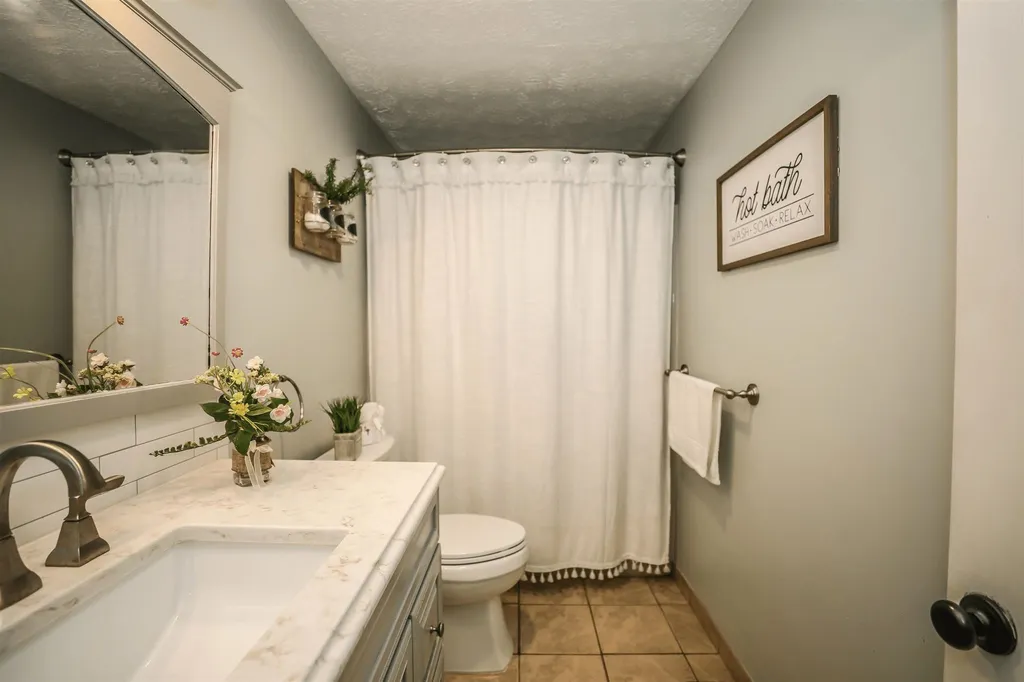 1555 Bodwell Road Manchester NH 03109