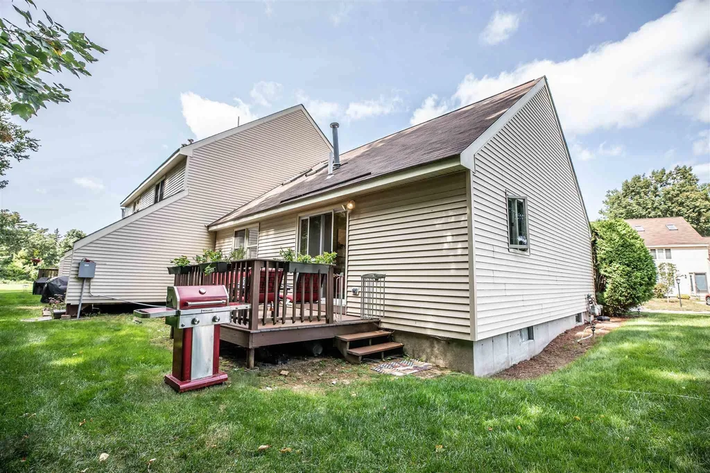 1555 Bodwell Road Manchester NH 03109