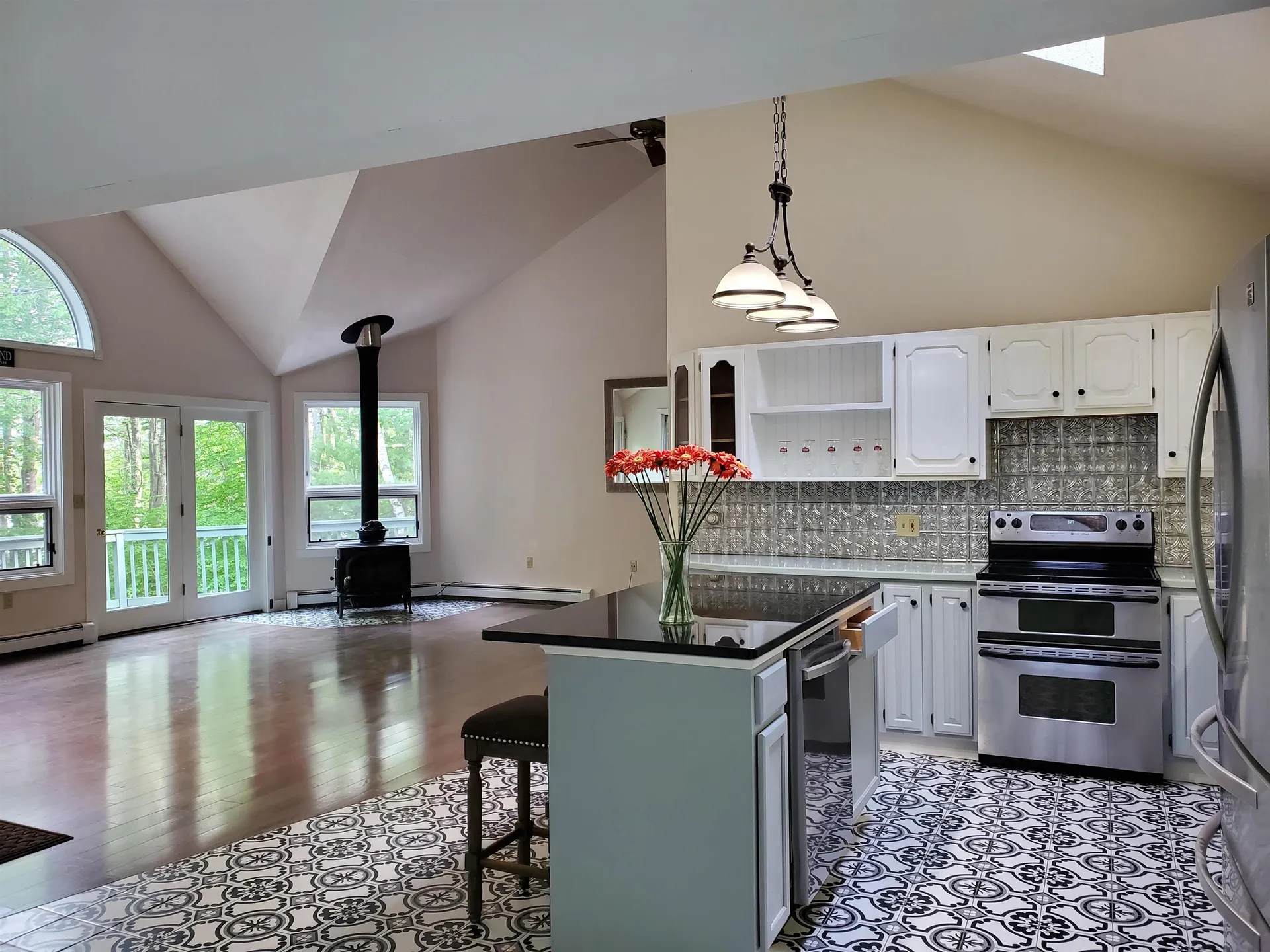 12 Treehouse Way Barrington NH 03825