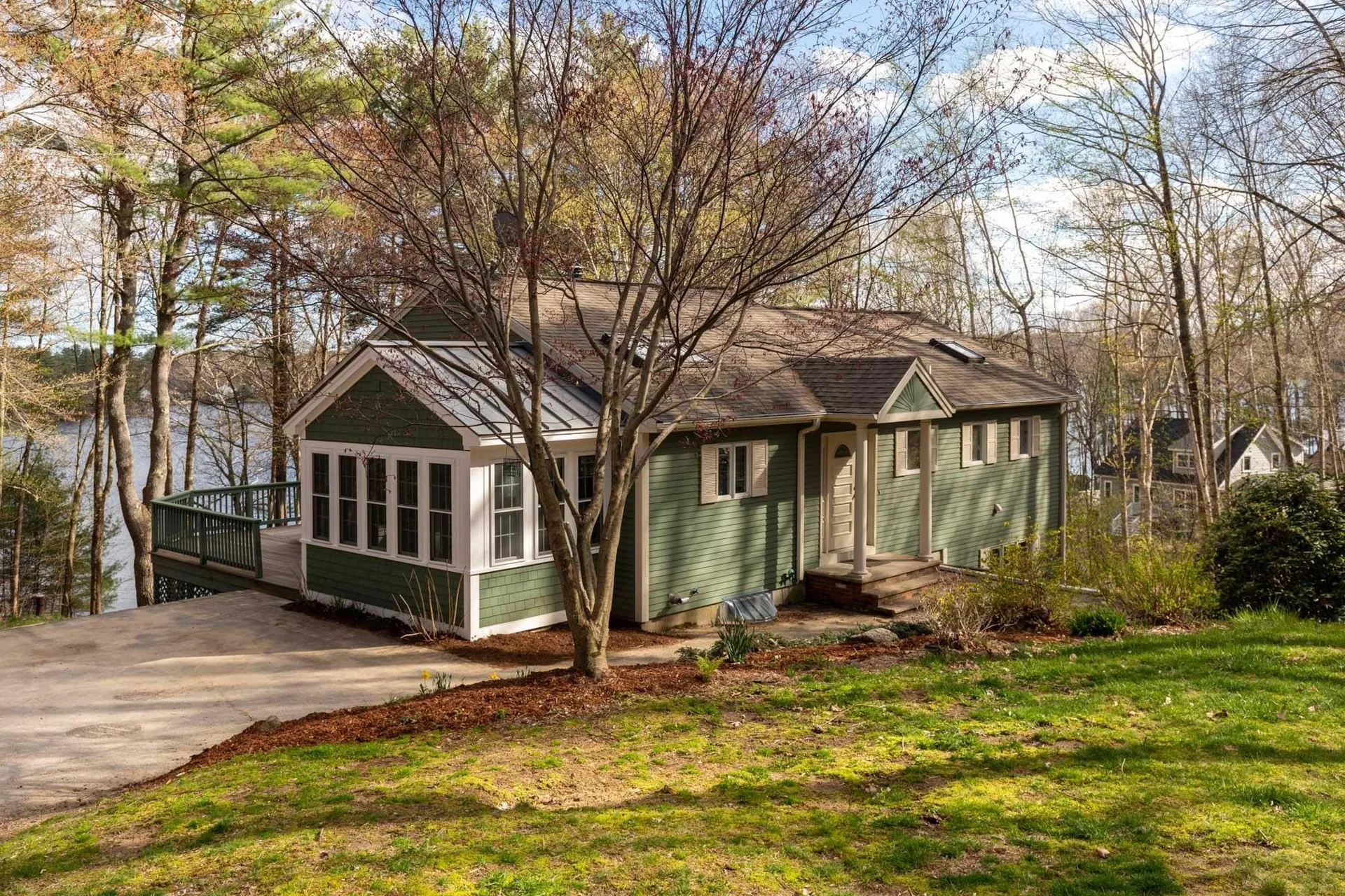12 Treehouse Way Barrington NH 03825