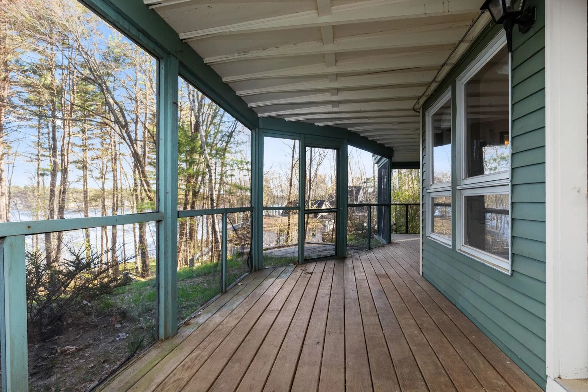 12 Treehouse Way Barrington NH 03825