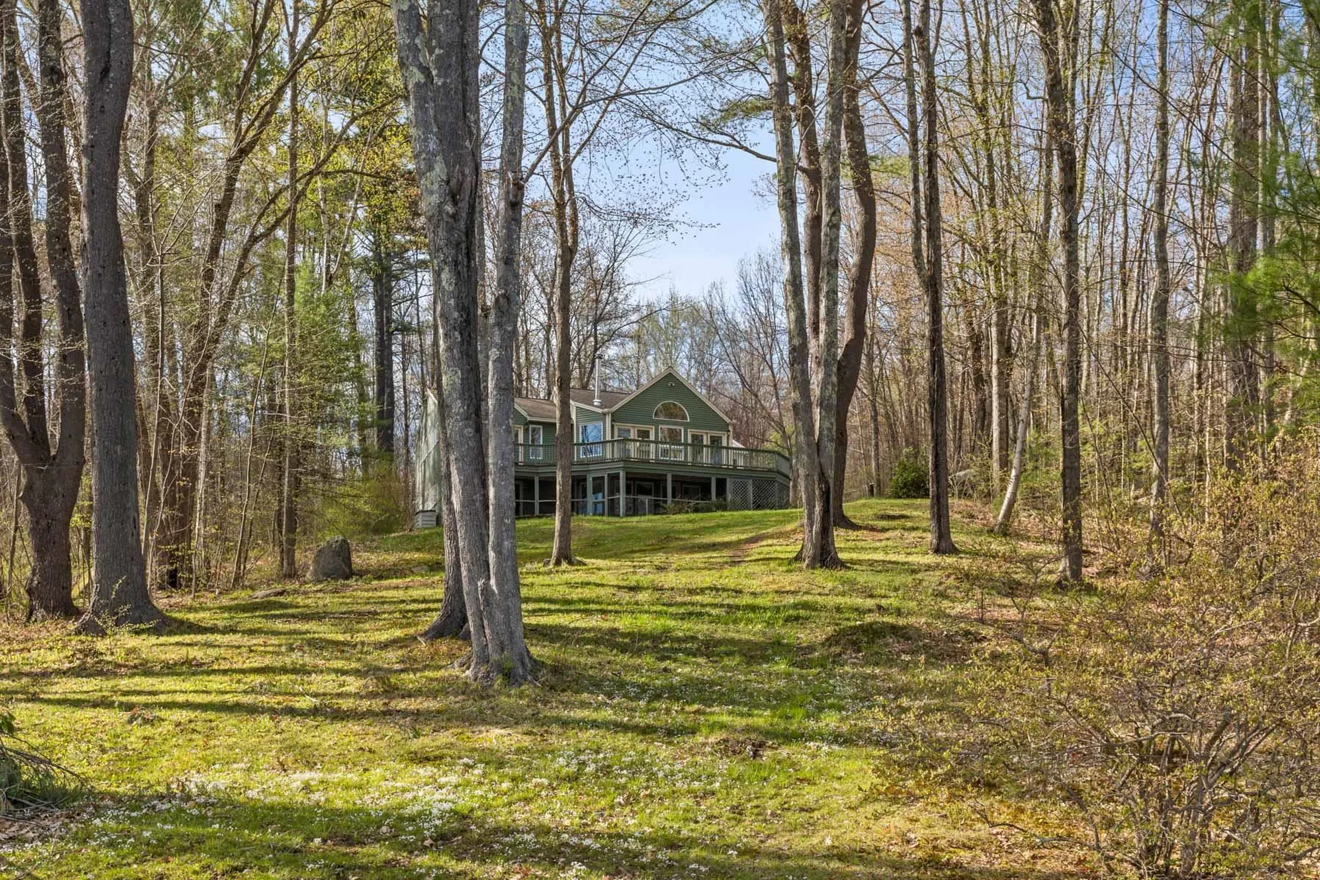 12 Treehouse Way Barrington NH 03825