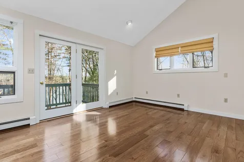 12 Treehouse Way Barrington NH 03825