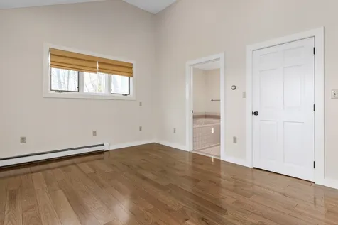 12 Treehouse Way Barrington NH 03825