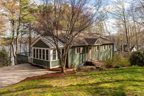 12 Treehouse Way Barrington NH 03825