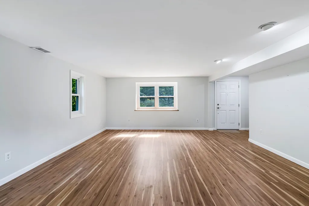 402 Cross Hill Road Wilmot NH 03287