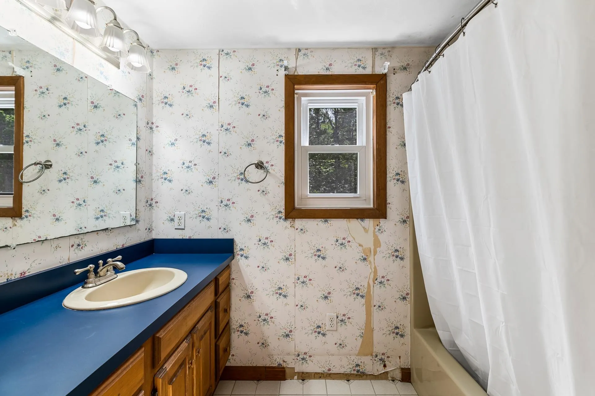 402 Cross Hill Road Wilmot NH 03287