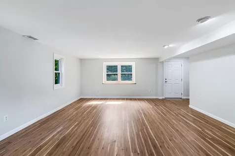 402 Cross Hill Road Wilmot NH 03287