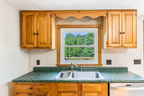 402 Cross Hill Road Wilmot NH 03287