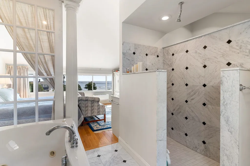 951 Ocean Boulevard Hampton NH 03842