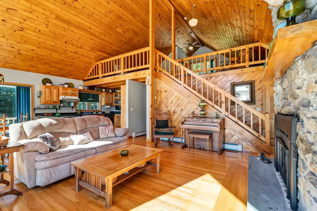78 Old Tate Lane Middleton NH 03887