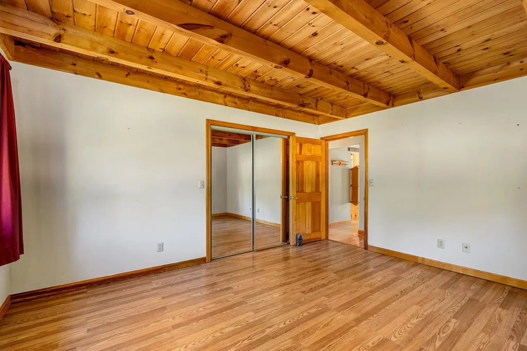 78 Old Tate Lane Middleton NH 03887