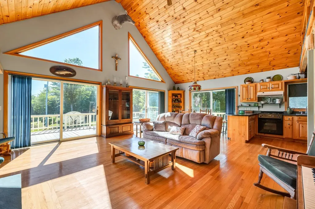 78 Old Tate Lane Middleton NH 03887