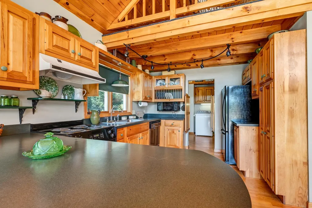 78 Old Tate Lane Middleton NH 03887