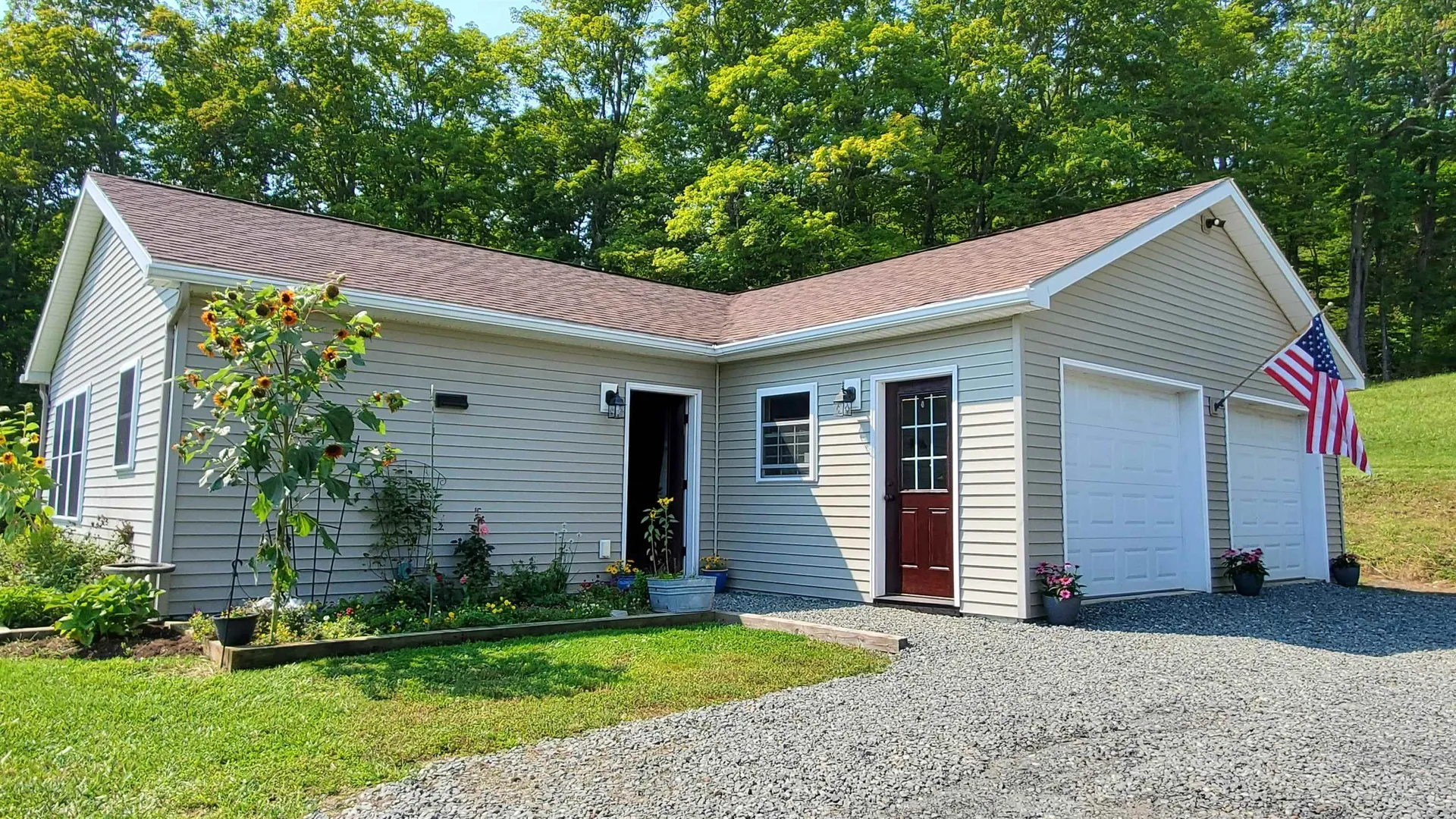 777 High Ridge Road Waterford VT 05819