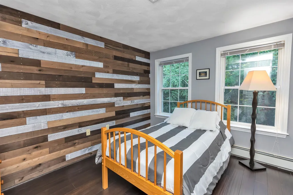 19 Scotchpine Lane Merrimack NH 03054