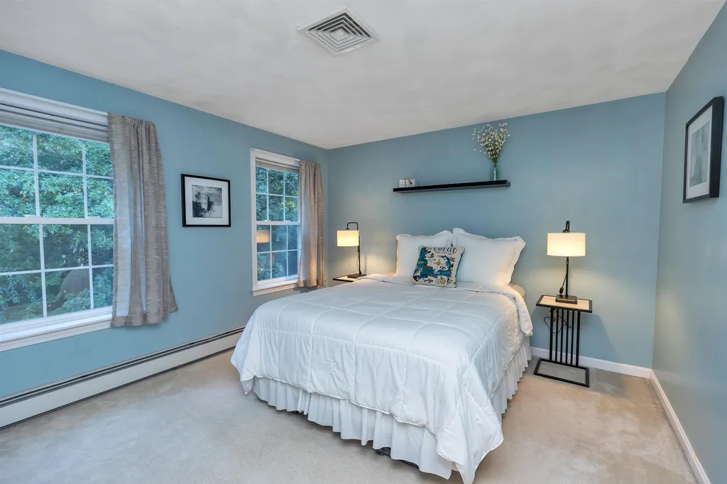 19 Scotchpine Lane Merrimack NH 03054