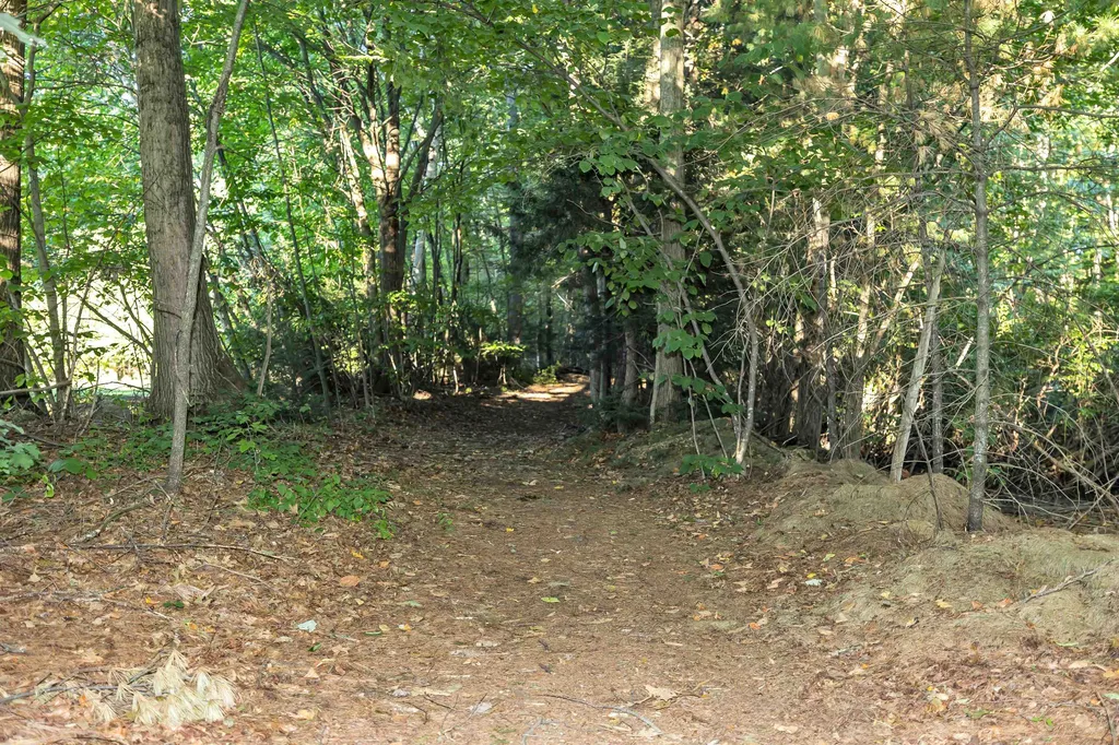 19 Scotchpine Lane Merrimack NH 03054