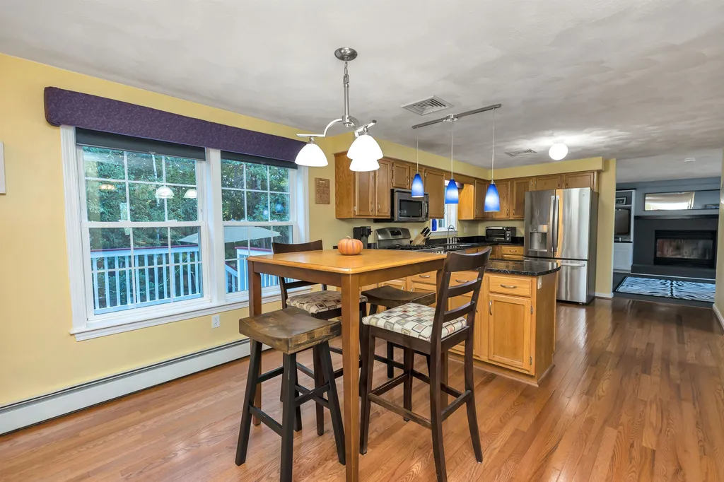19 Scotchpine Lane Merrimack NH 03054