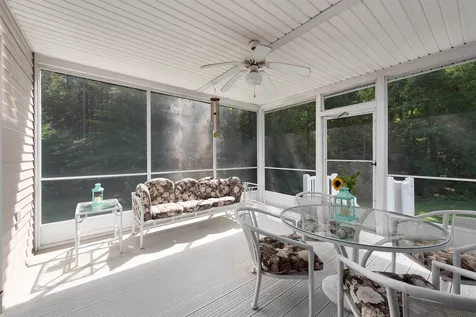36 Meadowood Drive Exeter NH 03833