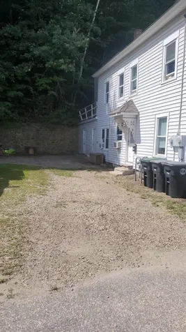 50 W Bow Street Franklin NH 03235