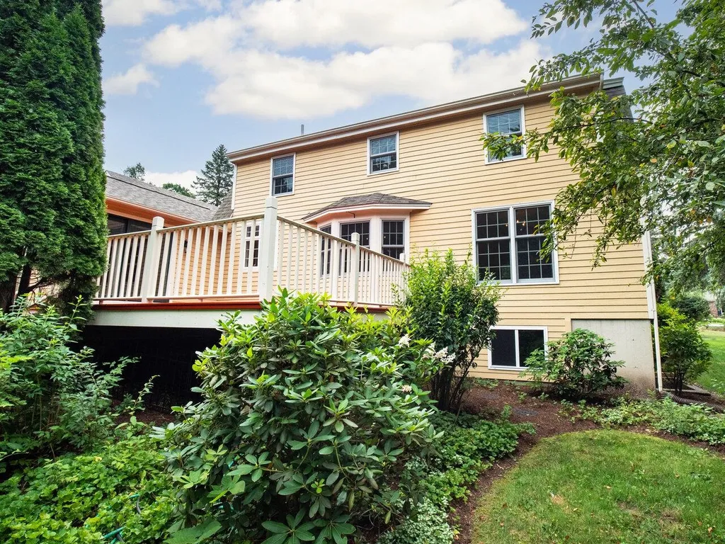 5 Quail Run South Burlington VT 05403