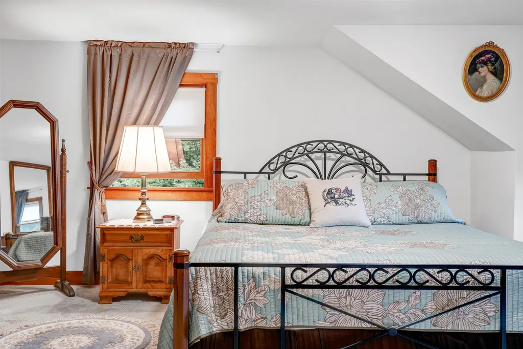 142 Rocky Lane Newbury VT 05081