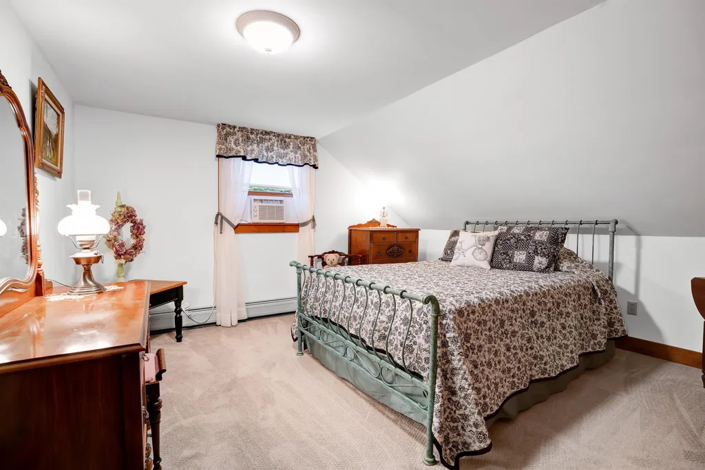 142 Rocky Lane Newbury VT 05081