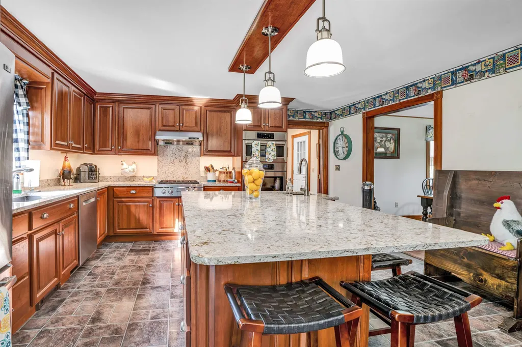 142 Rocky Lane Newbury VT 05081