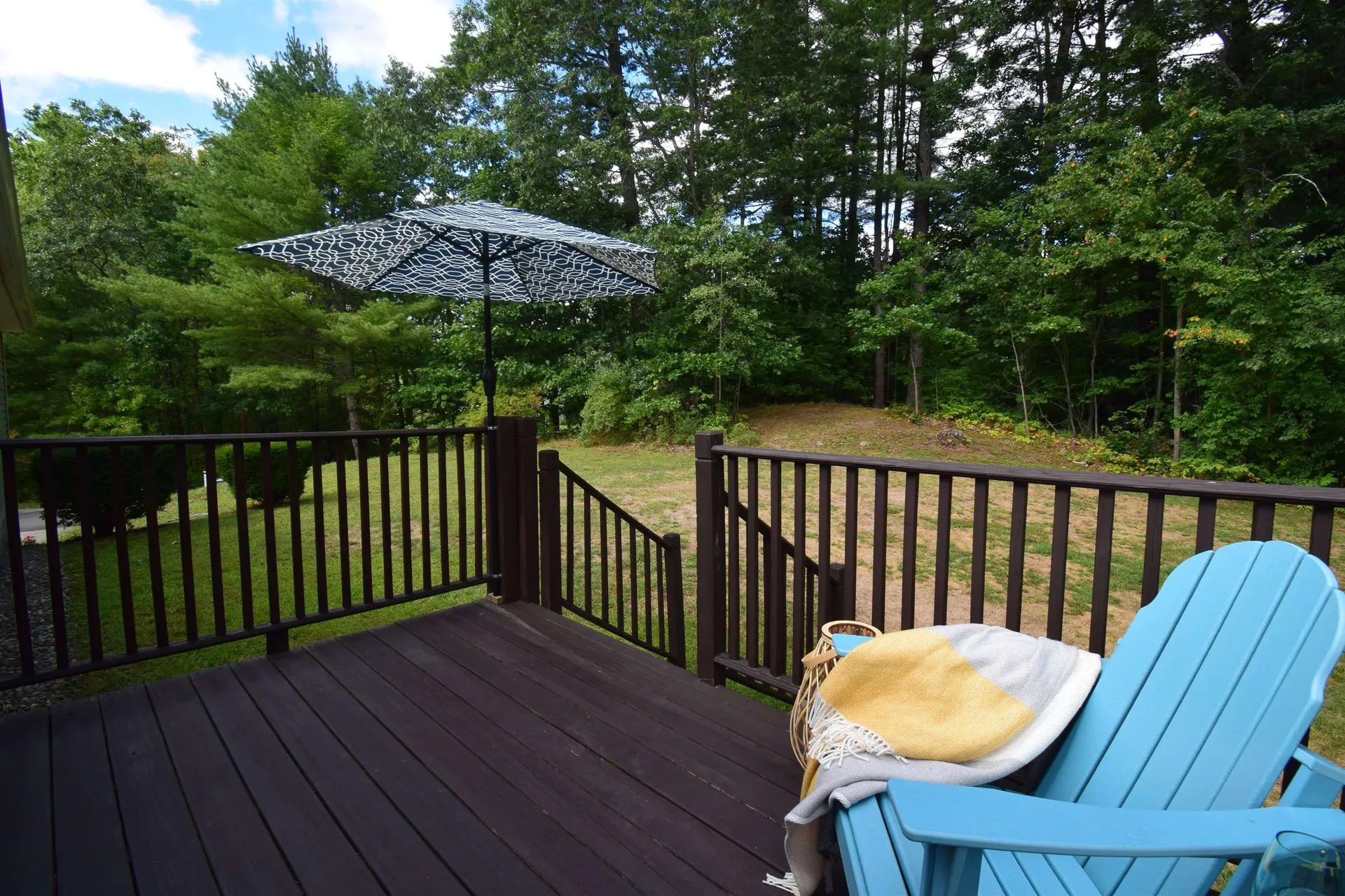 16 Clement Avenue Kingston NH 03848