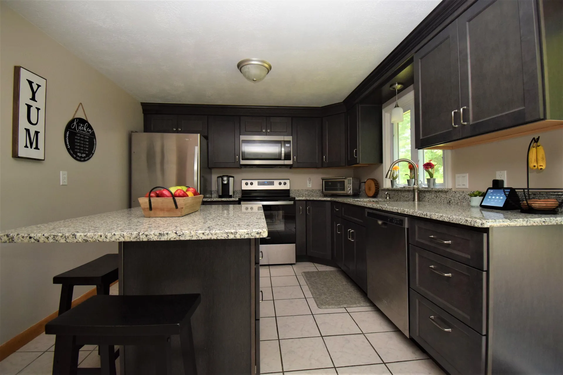 16 Clement Avenue Kingston NH 03848